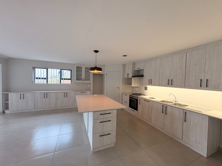 To Let 1 Bedroom Property for Rent in Fraaiuitsig Western Cape